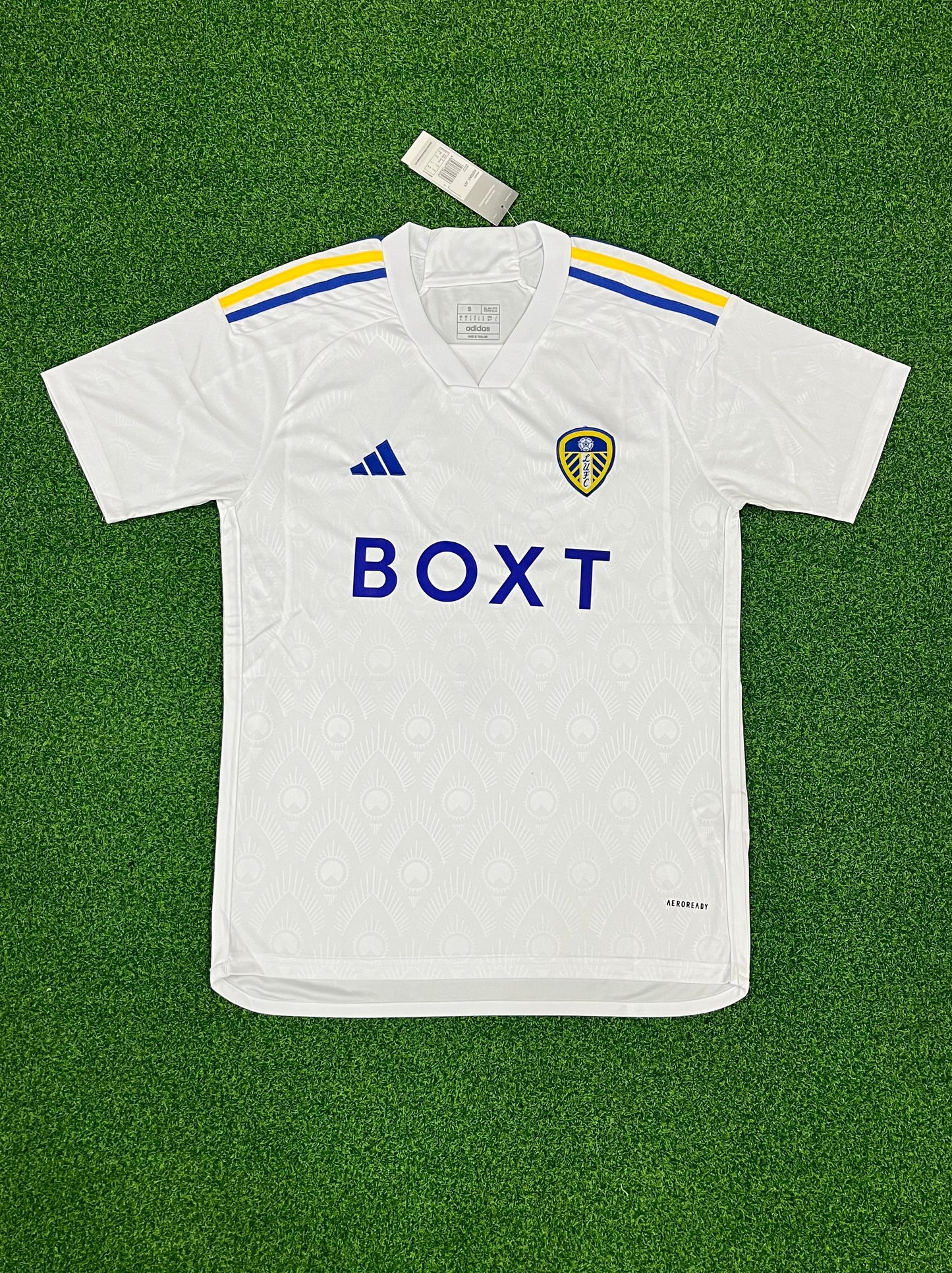 2425 Leeds United Home jersey Embroidered Fan Edition