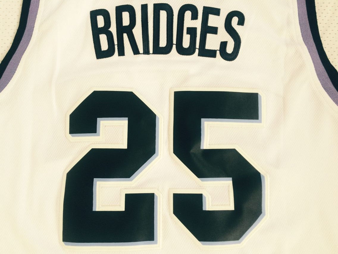 NCAA Villanova University No. 25 Mikal Bridges White Jersey