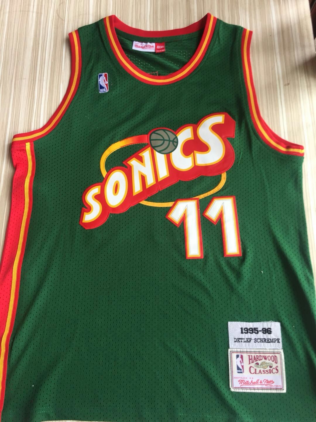 SuperSonics No. 11 Detlef Schrempf Retro Green Jersey