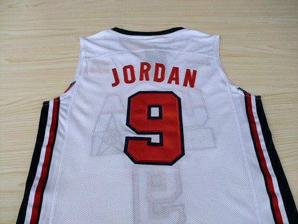 1：1Double layer solid embroidery player version Mengyi replica #9 Jordan white suit