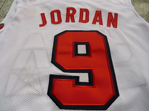 1：1Double layer solid embroidery player version Mengyi replica #9 Jordan white suit