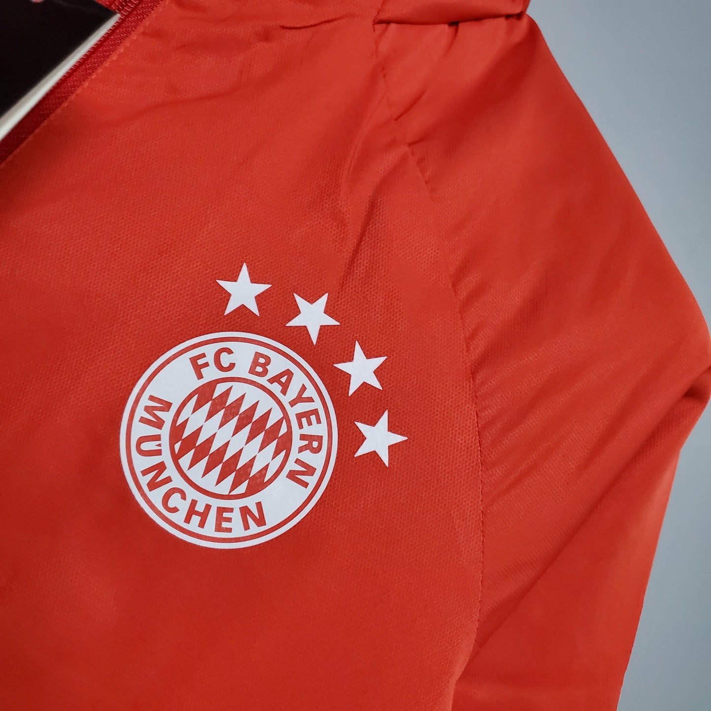 2021 Windbreaker Football Jersey Bayern Munich Red 1:1 Thai Quality