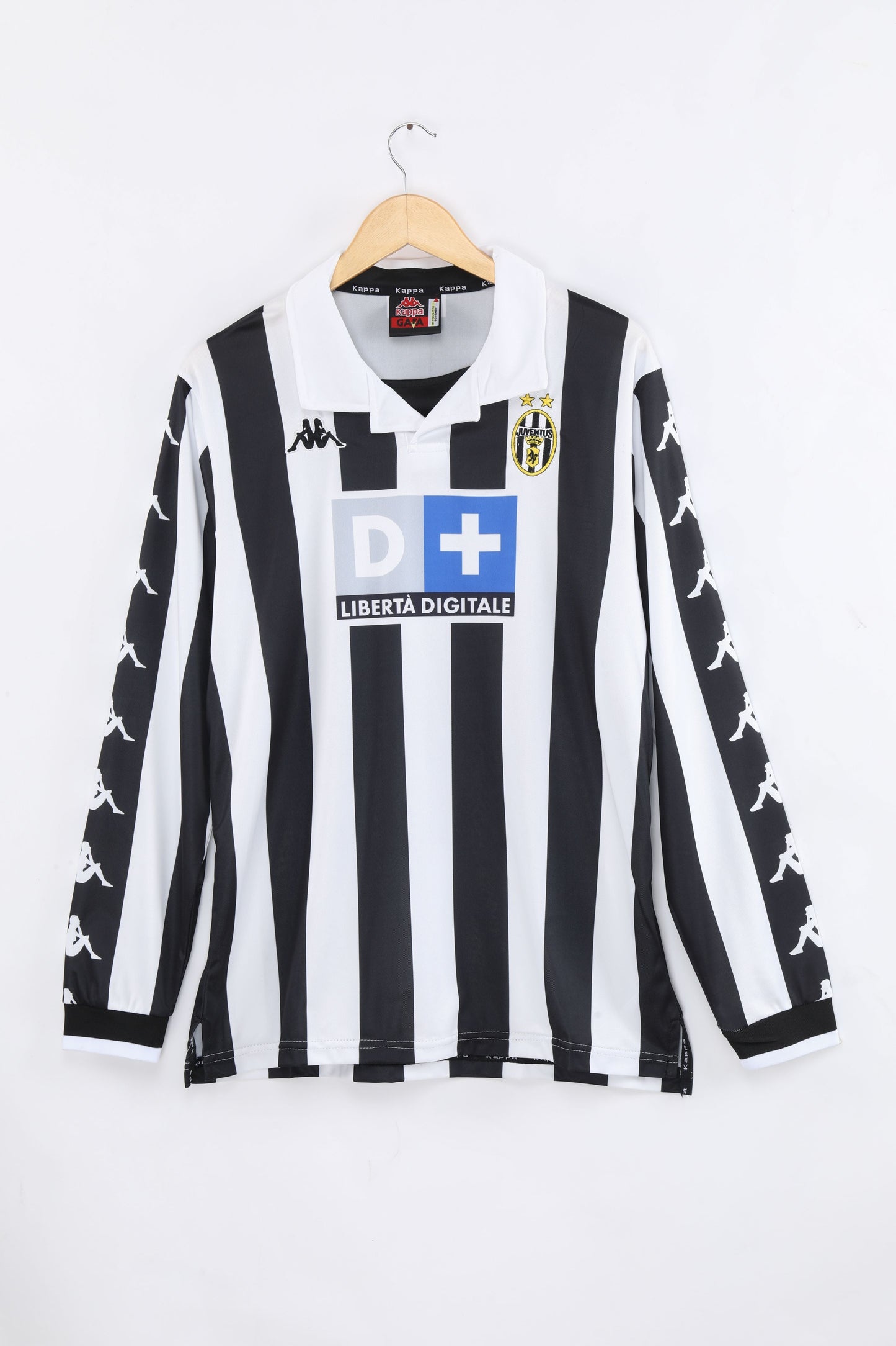 1999/00 season Juventus home long sleeves