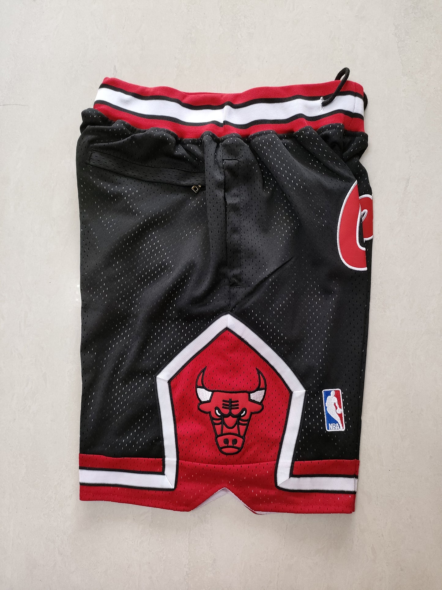 Chicago Bulls black one-piece pocket pants