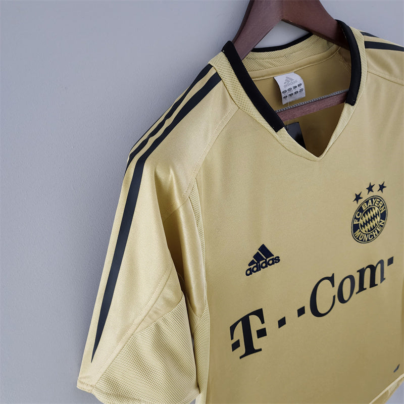 2004/2005 Retro Bayern Munich Away Football Jersey 1:1 Thai Quality