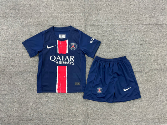 Kid's soccer jersey Paris home stadium