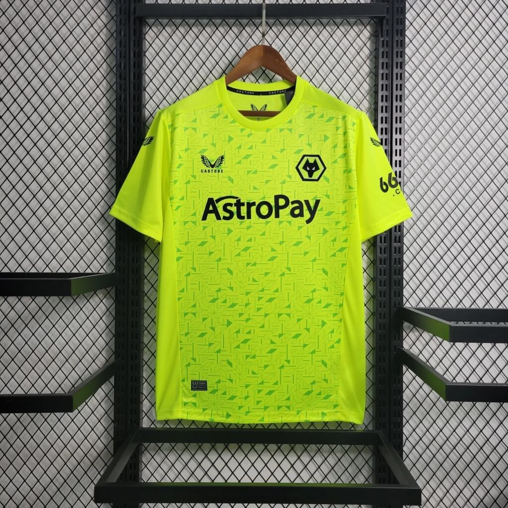 2023/2024 Wolverhampton Wanderers Goalkeeper Football Shirt 1:1 Thai Quality