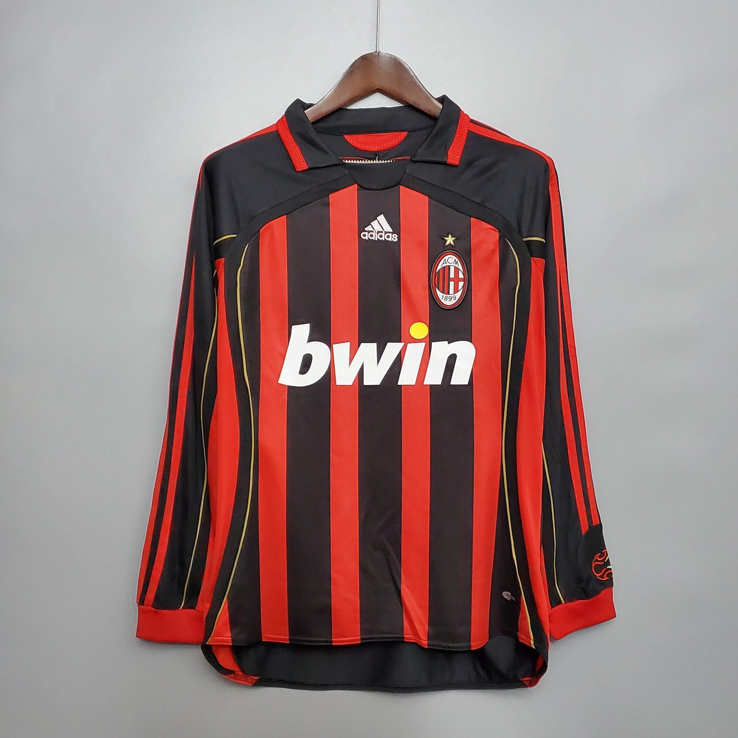 2006/2007 Retro Long Sleeve AC Milan Home Football Shirt 1:1 Thai Quality