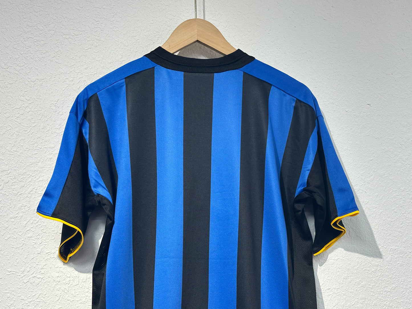 Retro: 02-03 Inter Milan home court