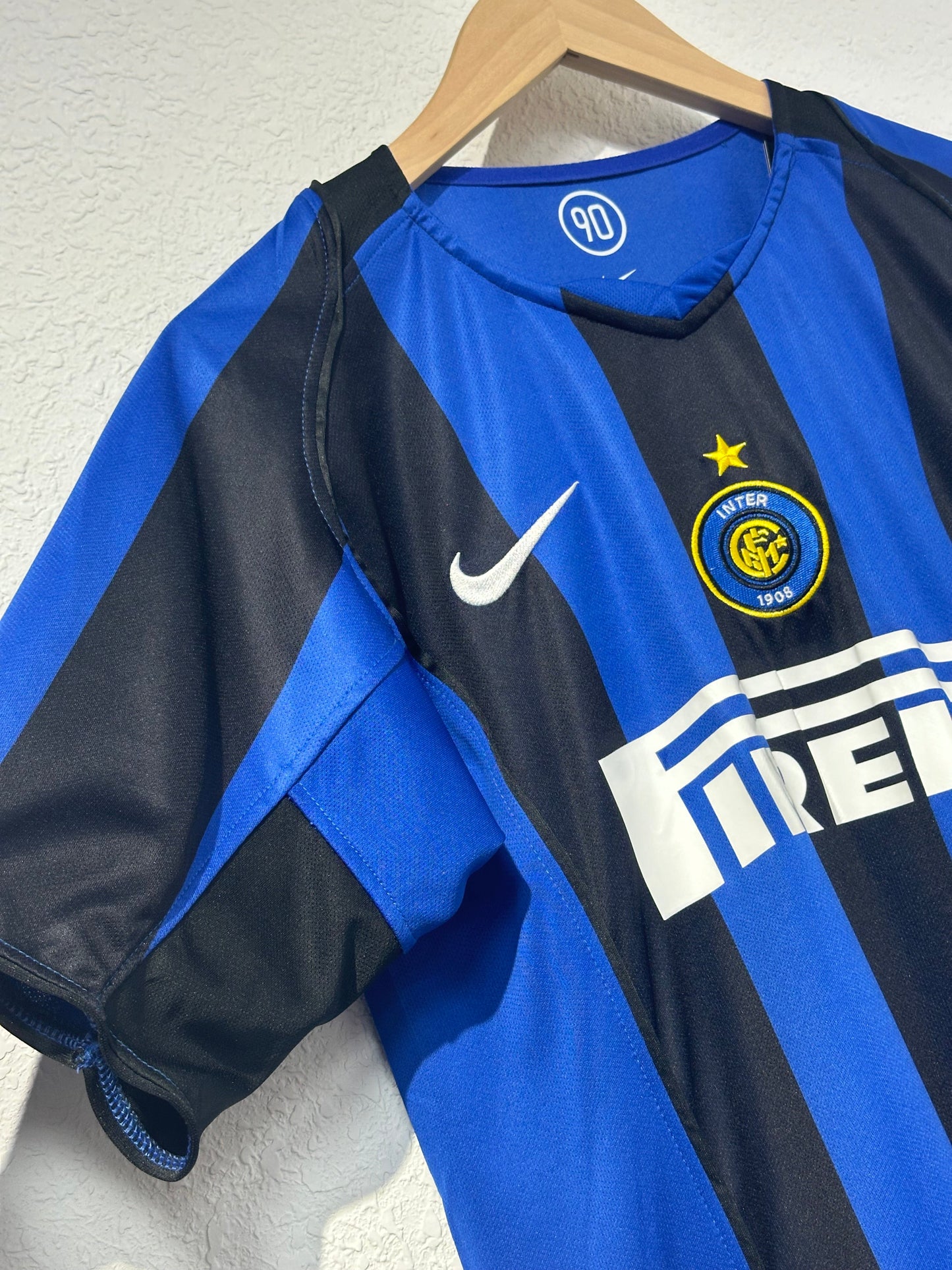 Retro: 04-05 Inter Milan home court