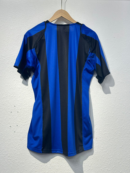 Retro: 04-05 Inter Milan home court