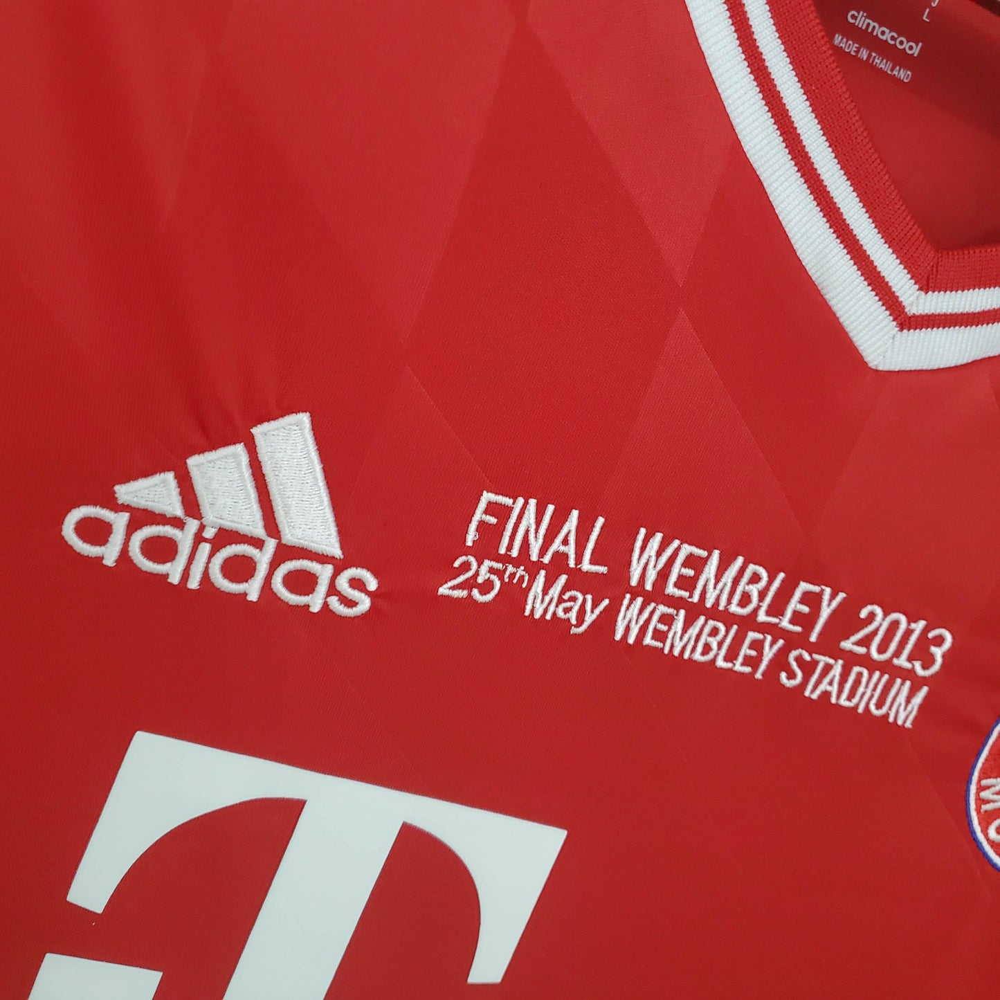 2013/2014 Retro Bayern Munich Home Champions League Edition Football Jersey 1:1 Thai Quality