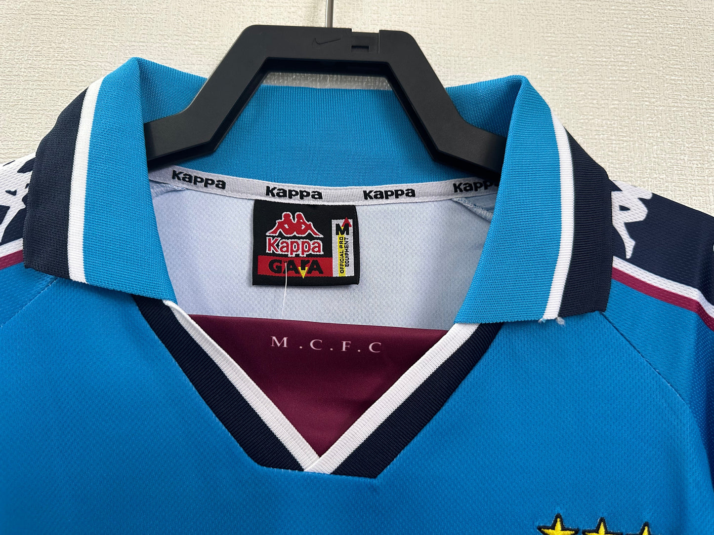 Retro: 97-98 Manchester City home court