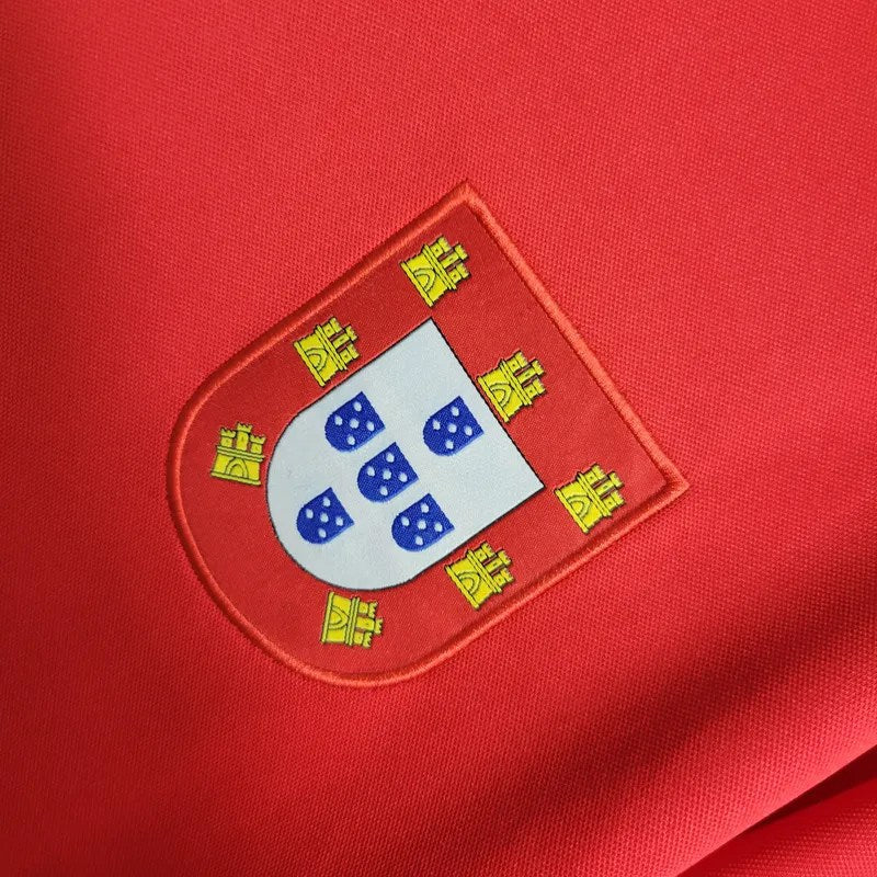 1972 Retro Portugal Home Football Shirt