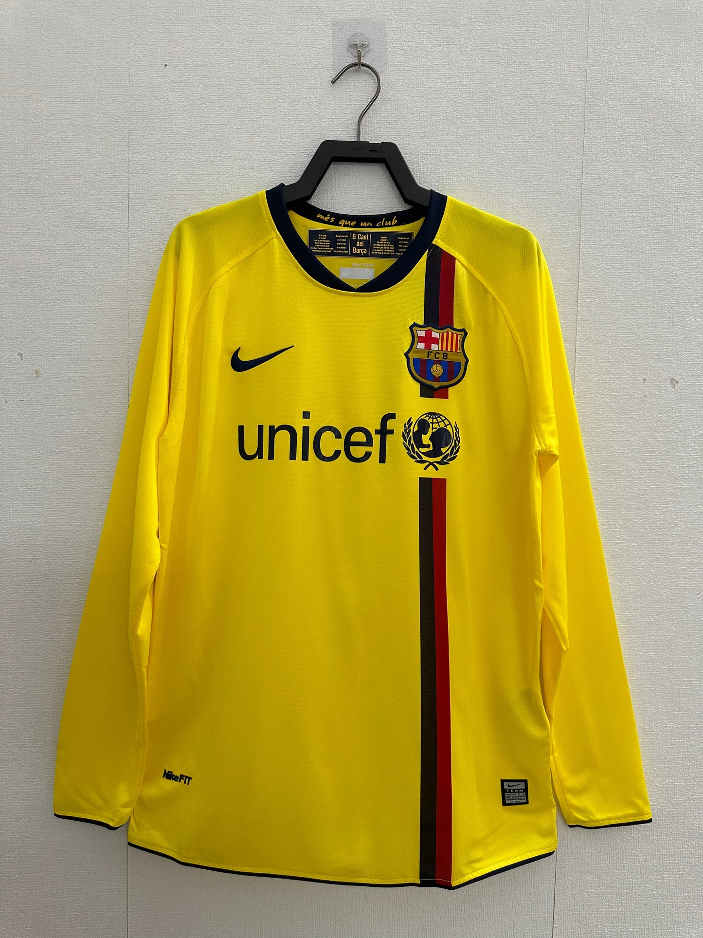 Retro: 08-09 Barcelona away long sleeves