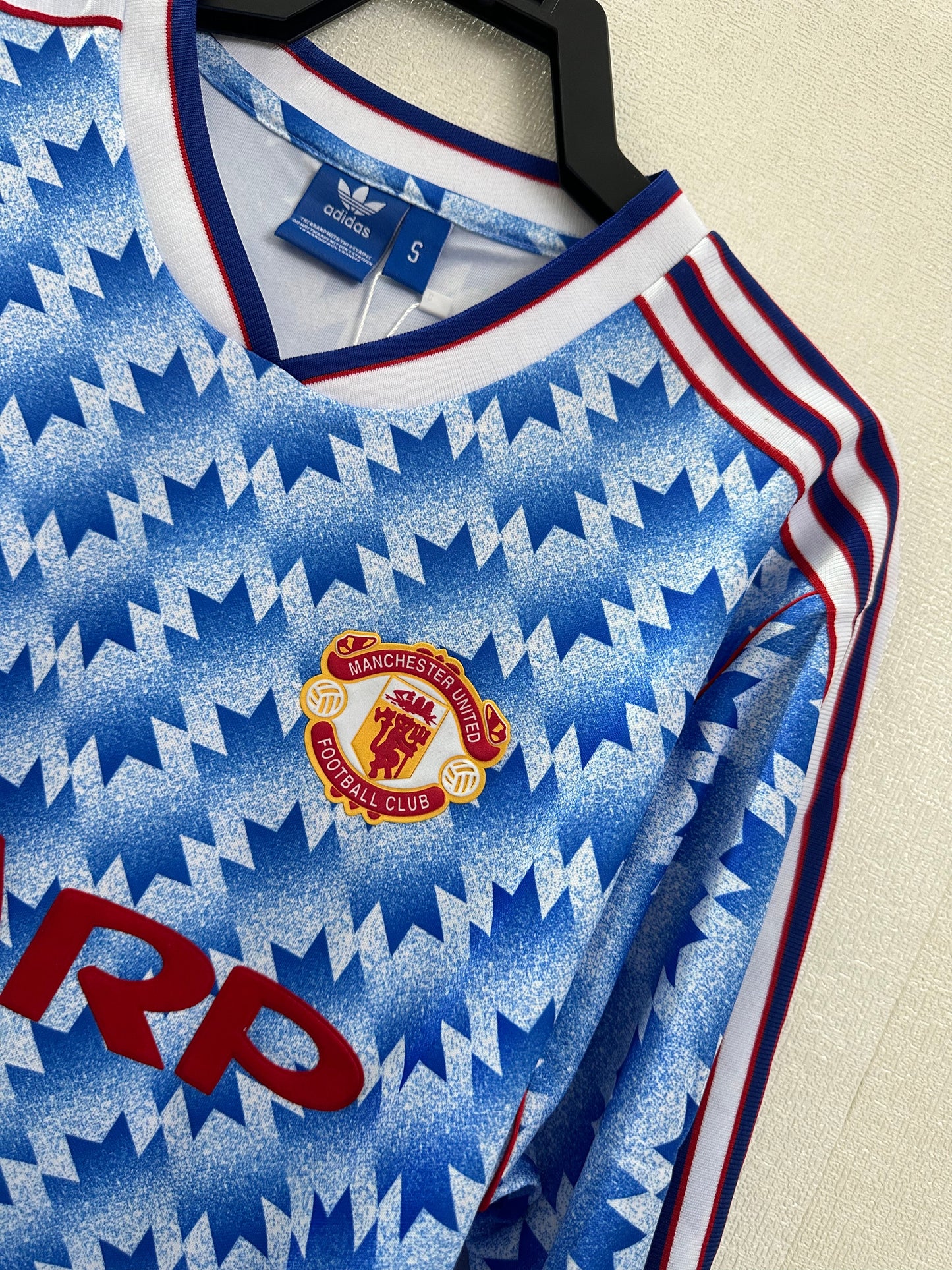 Retro: 90-92 Manchester United long sleeves