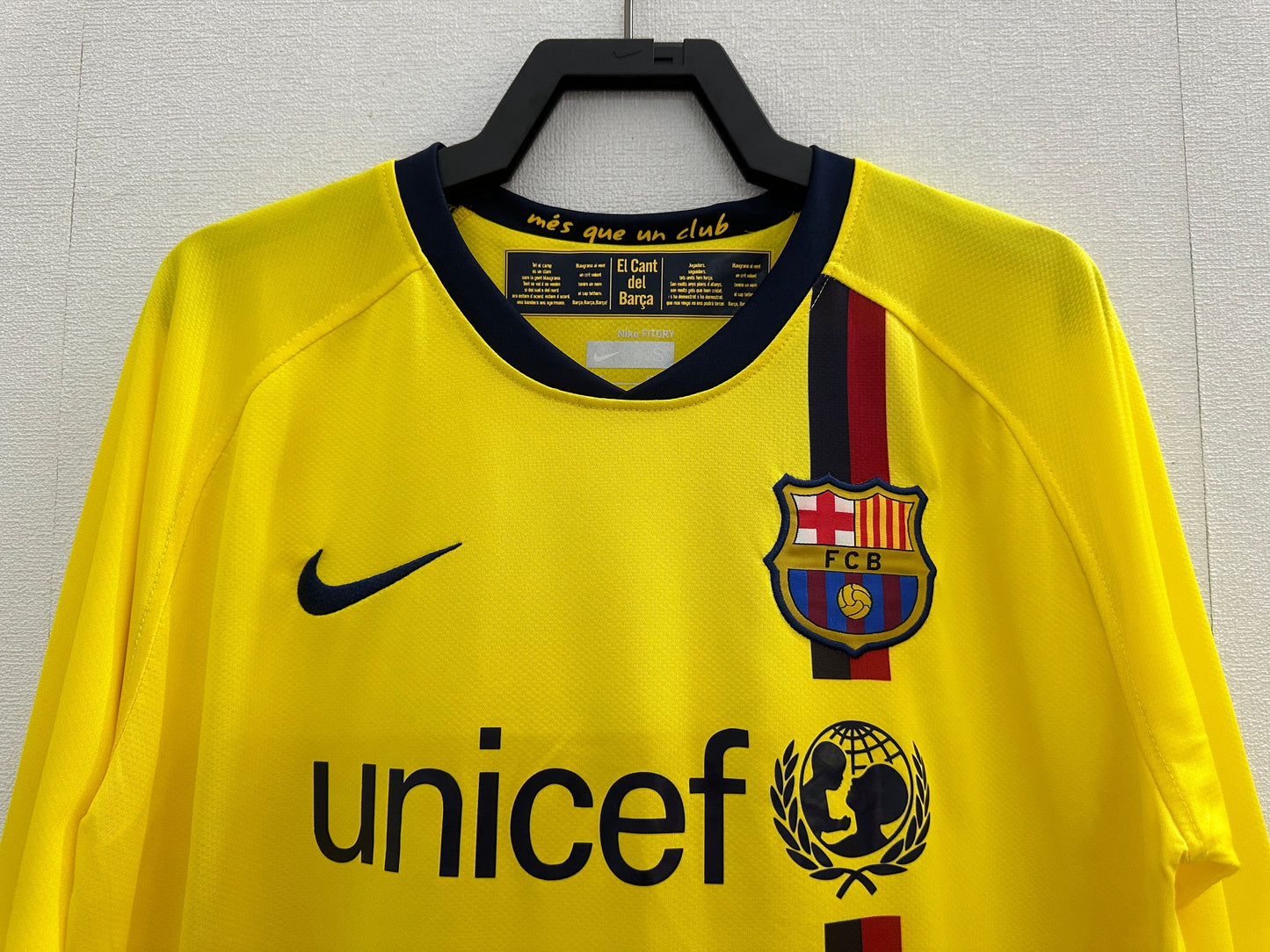 Retro: 08-09 Barcelona away long sleeves