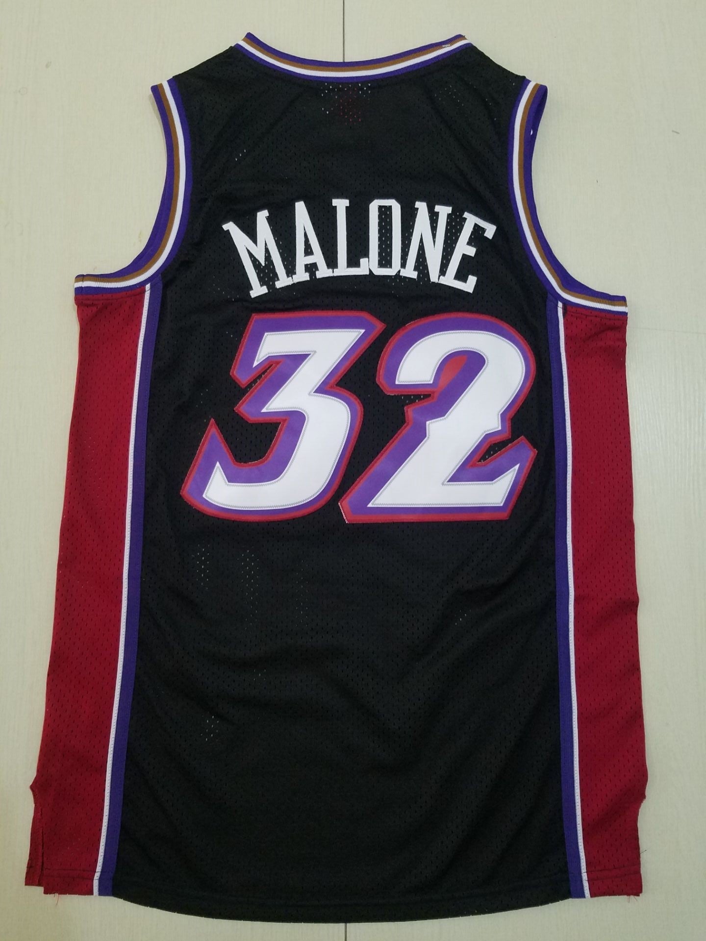 Men's Utah Jazz Karl Malone Black 1998-99 Hardwood Classics Swingman Jersey