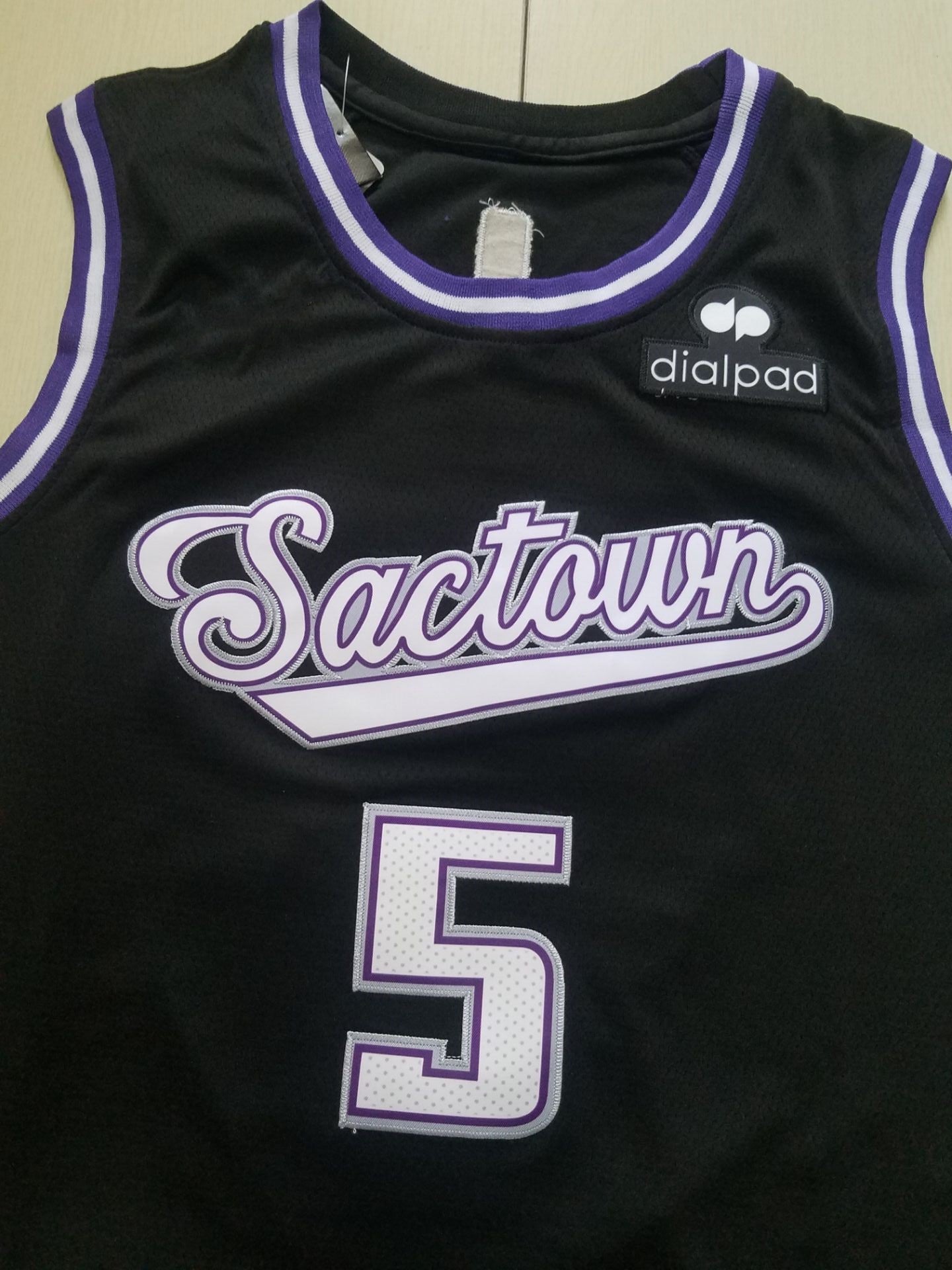 Men's Sacramento Kings De'Aaron Fox Black Fast Break Replica Jersey City Edition