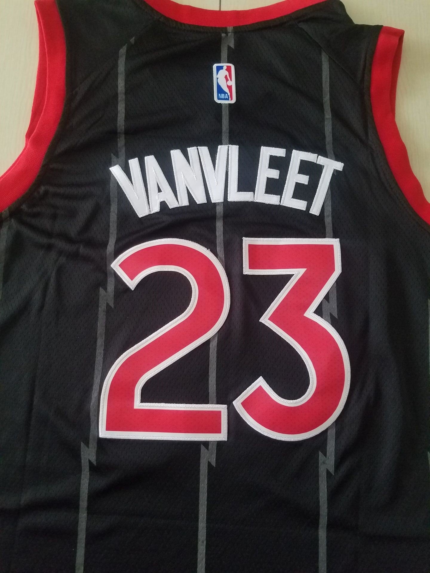 Herren-Spielertrikot der Toronto Raptors Fred VanVleet in Schwarz 2020/21