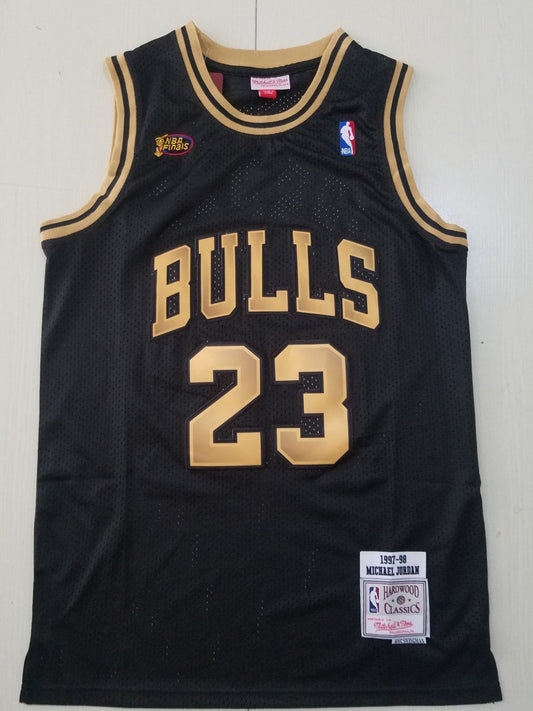 Men's Chicago Bulls Michael Jordan 1997-98 Black Hardwood Classics Swingman Jersey