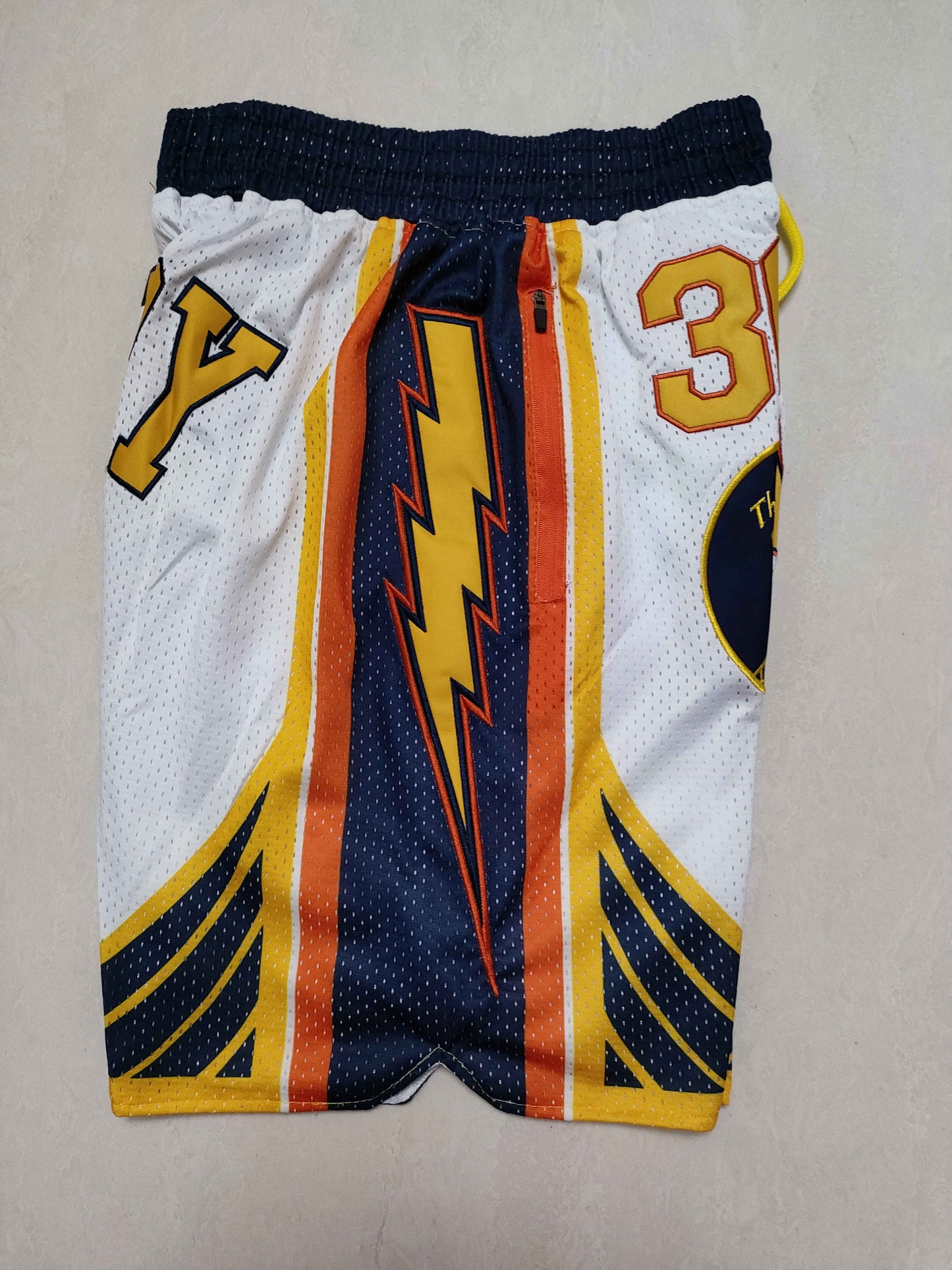 Herren-Basketballshorts der Golden State Warriors in Weiß mit Tasche