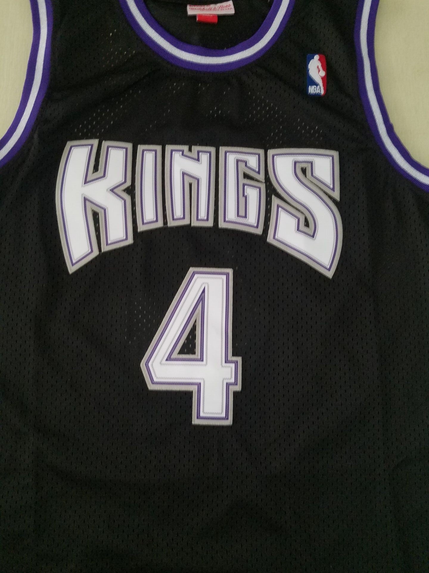 Sacramento Kings Chris Webber Black Hardwood Classics Swingman-Trikot für Herren