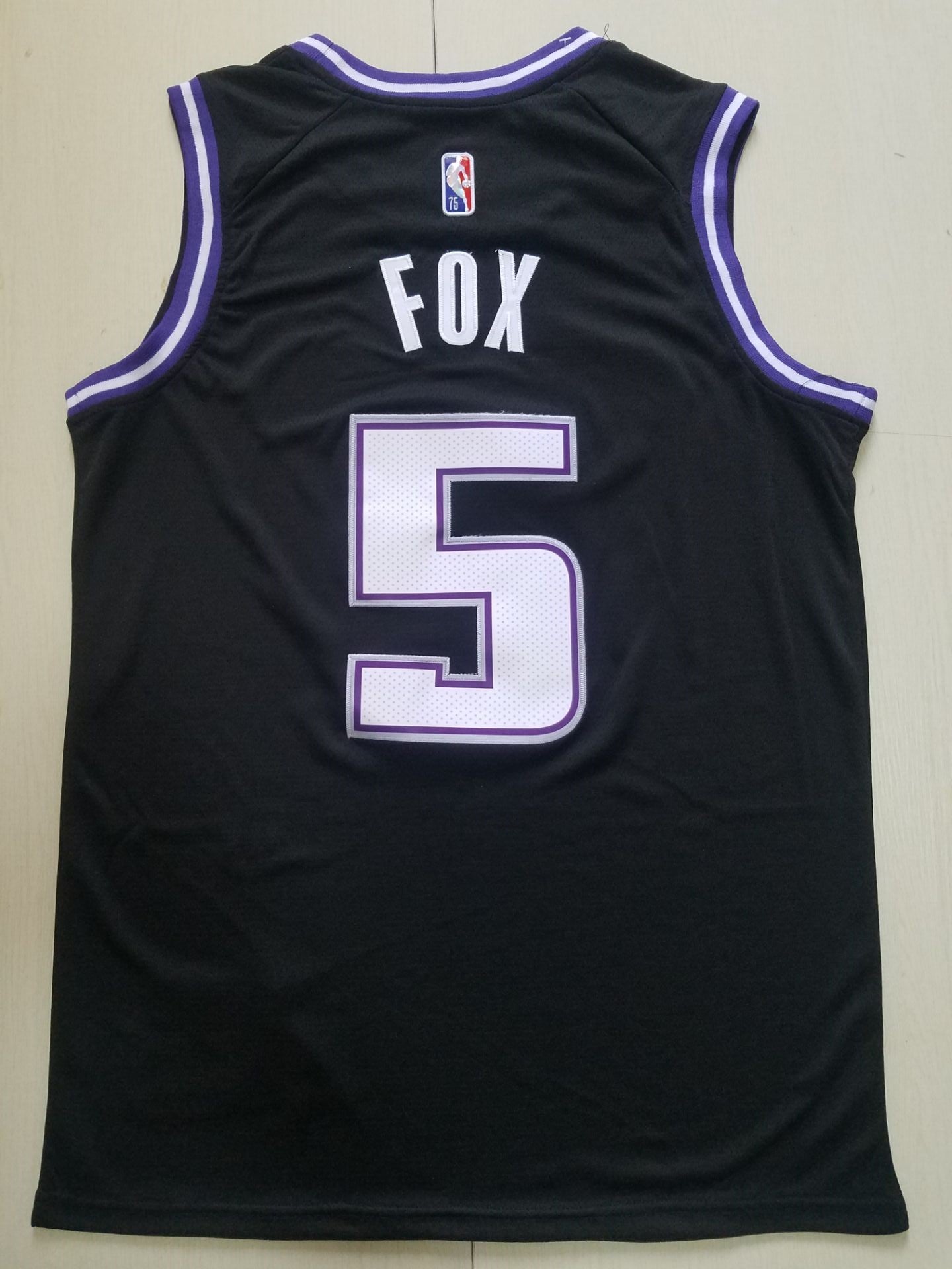 Men's Sacramento Kings De'Aaron Fox Black Fast Break Replica Jersey City Edition