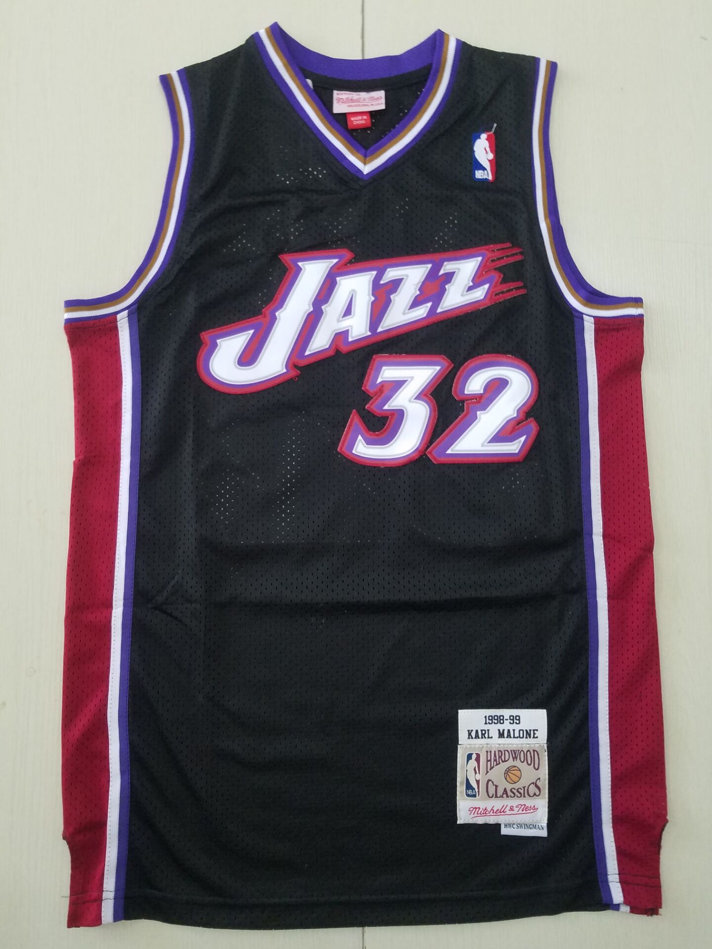 Men's Utah Jazz Karl Malone Black 1998-99 Hardwood Classics Swingman Jersey