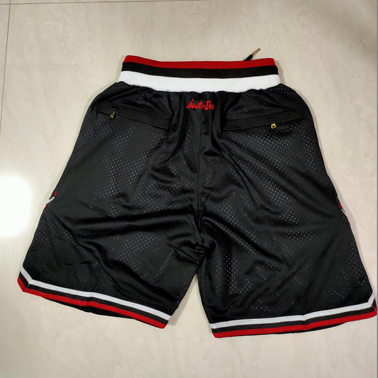 Men's Mitchell & Ness Authentic CHICAGO BULLS 1997-98 Game Shorts